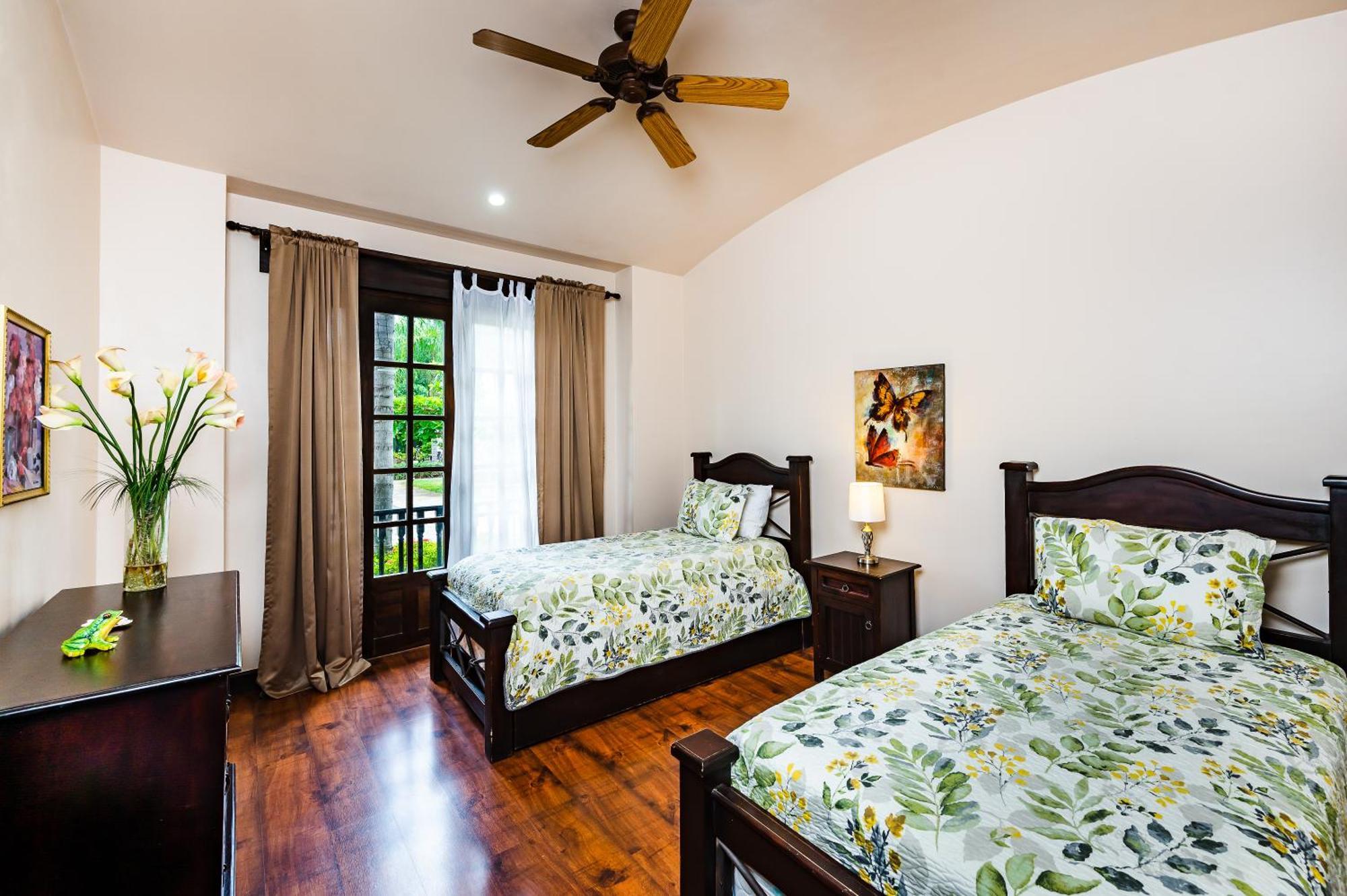 Luxury Vacation Rentals At Hacienda Pinilla Tamarindo Room photo